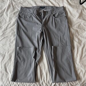 Peter Millar Crown Crafted Men's Pants in Gray